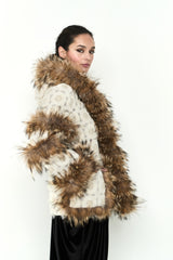 ABRIGO COYOTE PLUMAS BLANCO