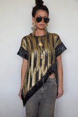 CAMISETA METÁLICA FLECOS
