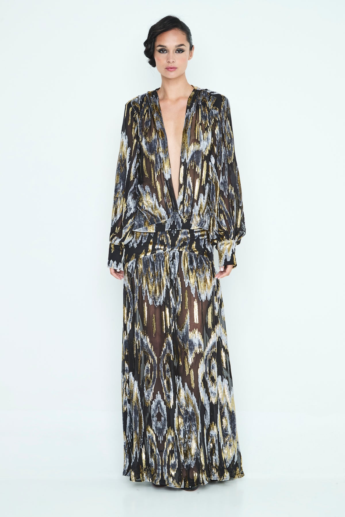 VESTIDO NEGRO BORDADO