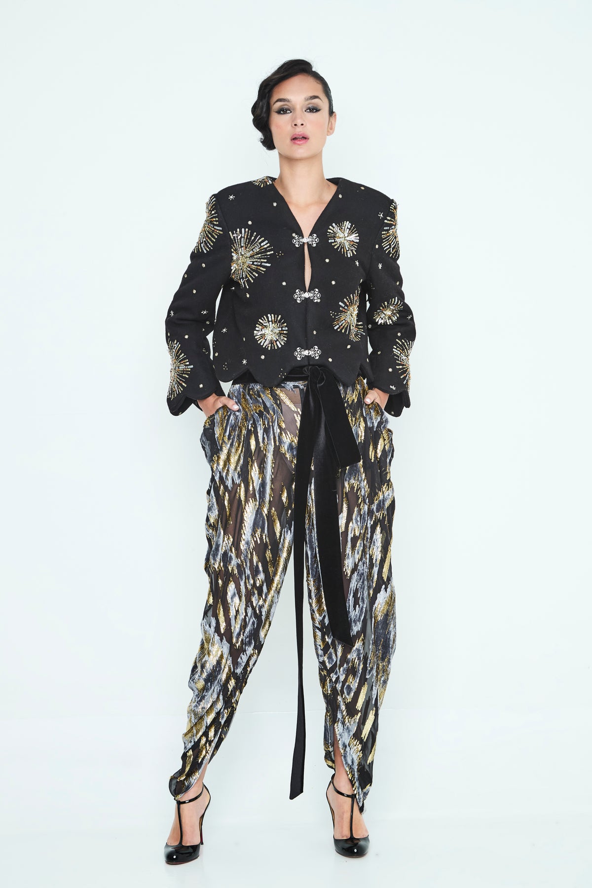 PANTALÓN NEGRO METALIZADO