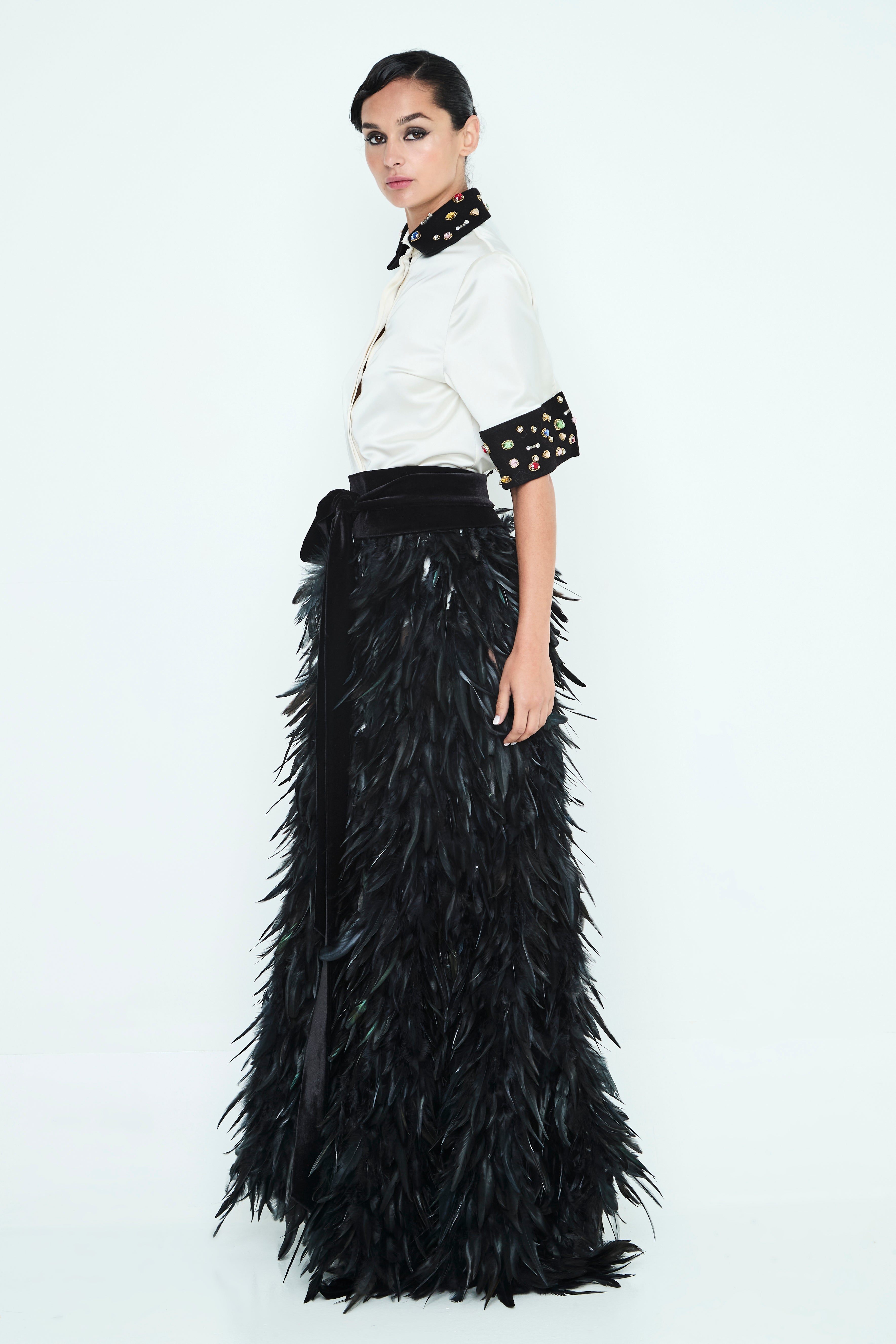 FALDA LARGA PLUMAS
