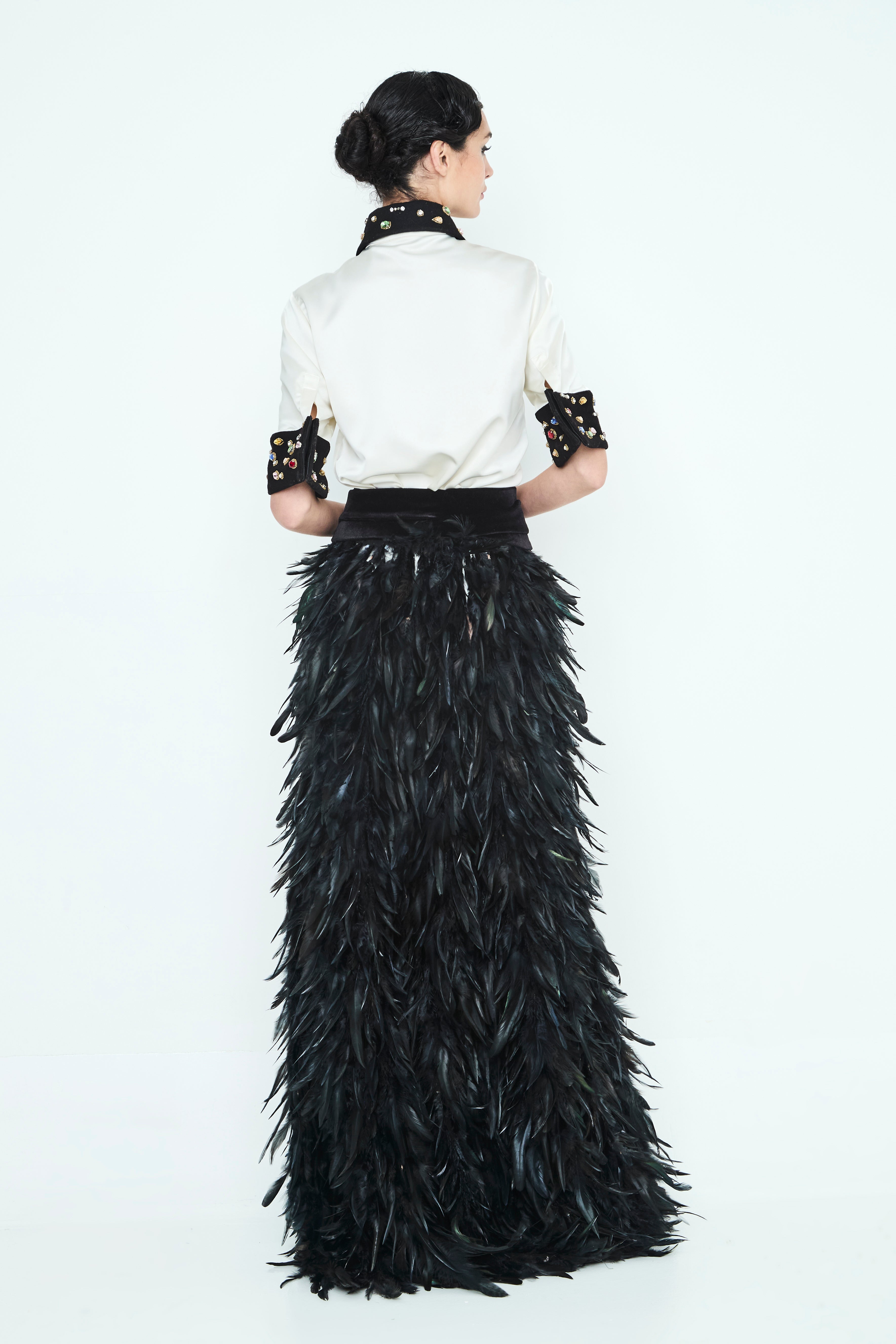 FALDA LARGA PLUMAS
