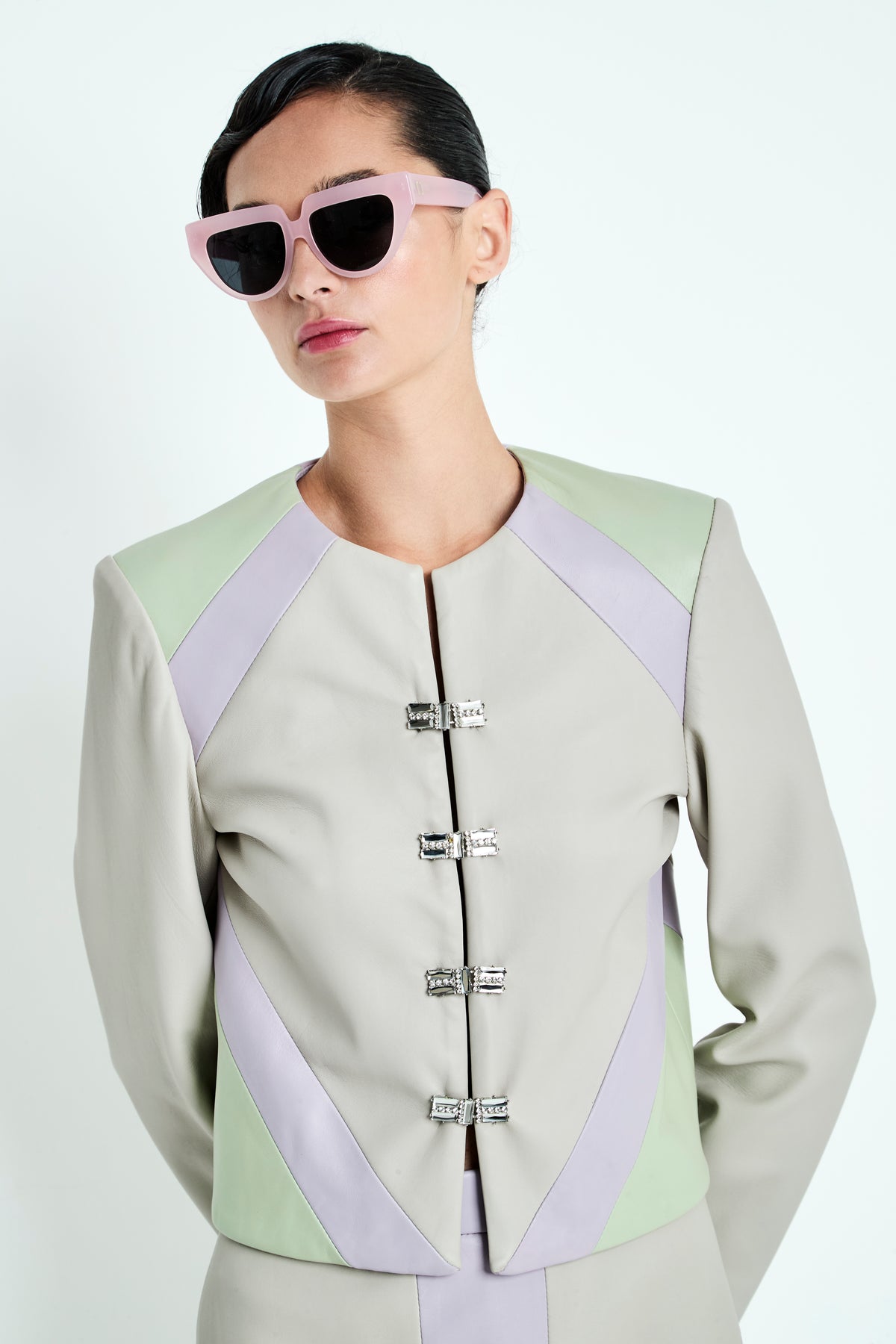 CHAQUETA CUERO PASTEL