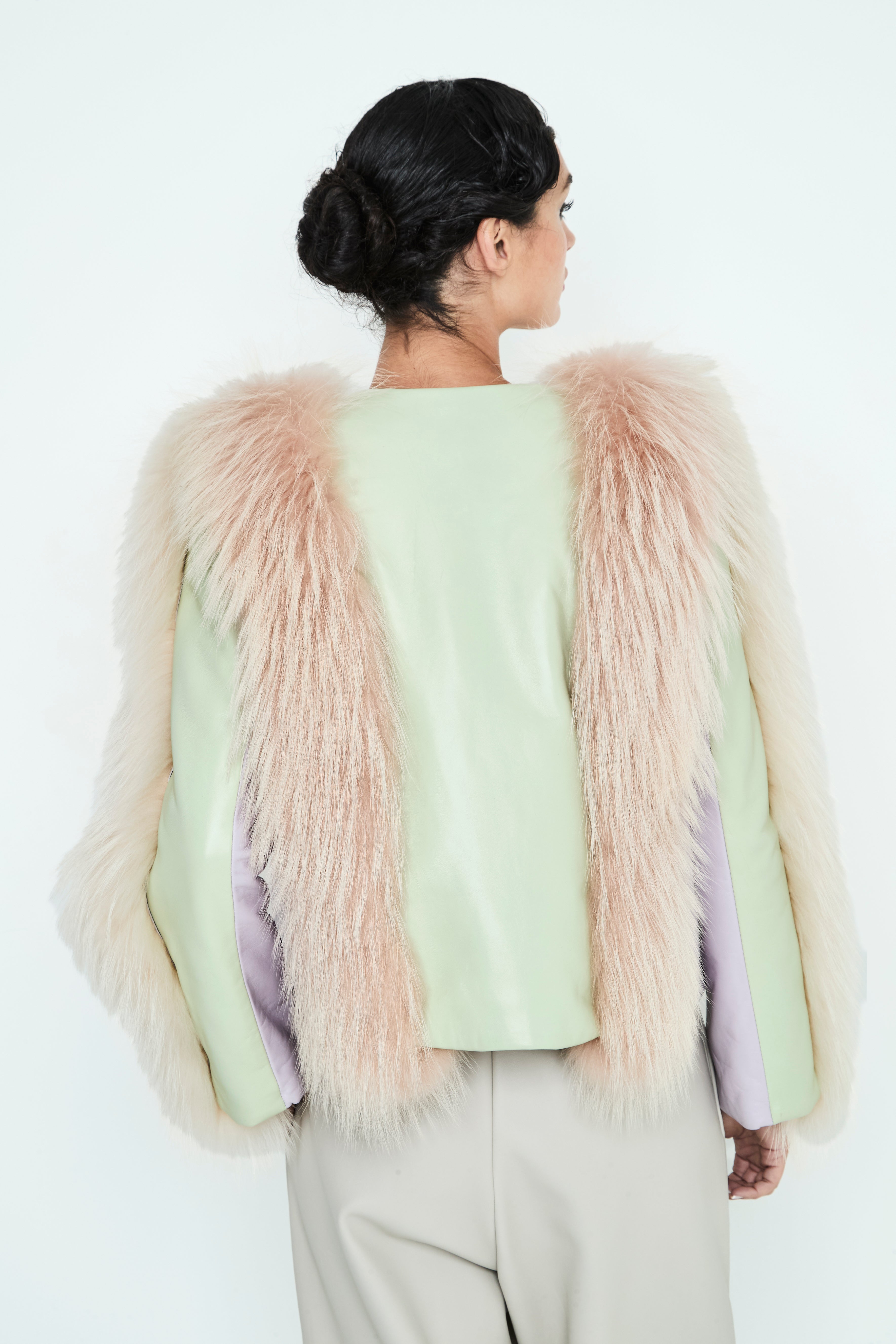 CHAQUETA CUERO PELO