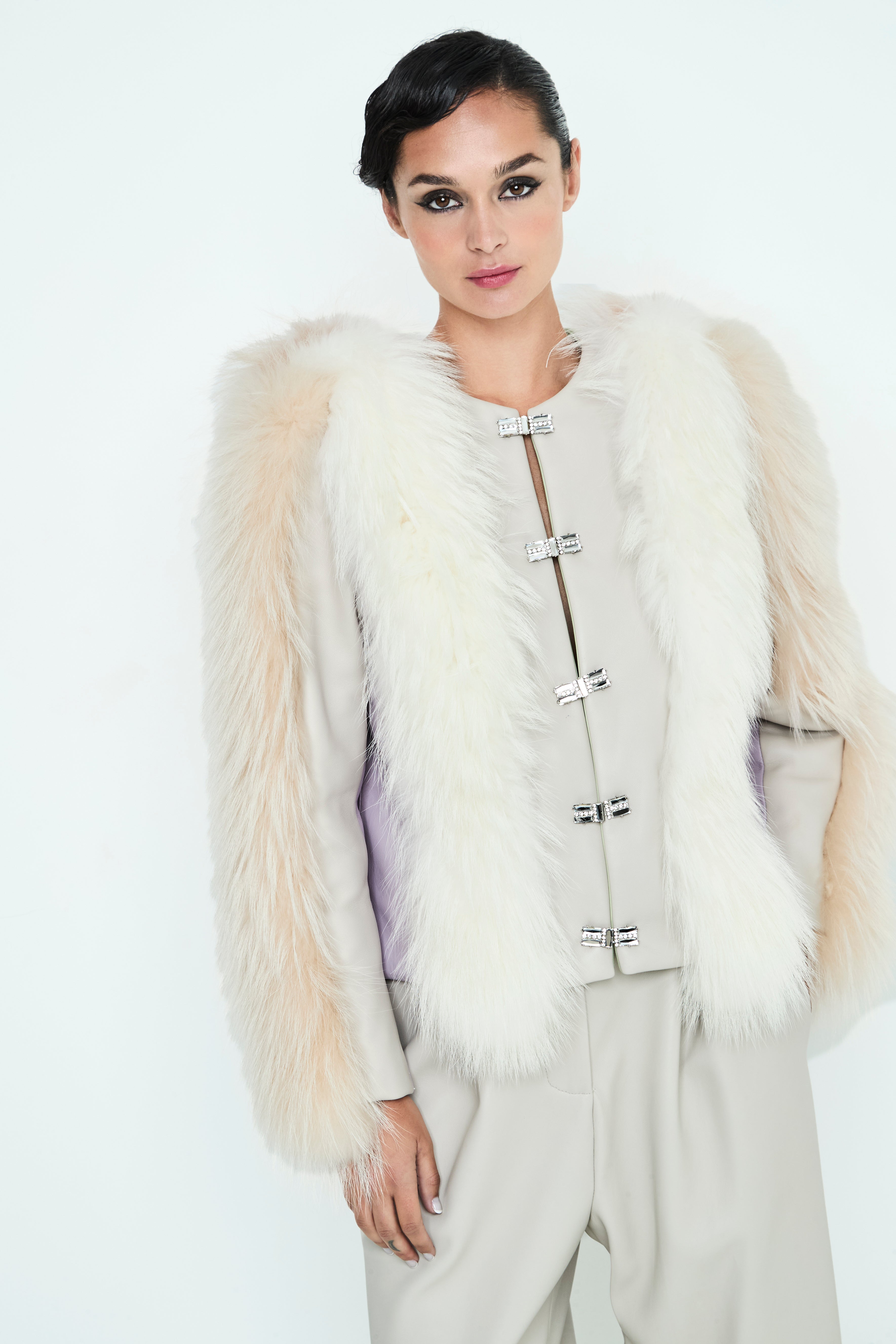 CHAQUETA CUERO PELO
