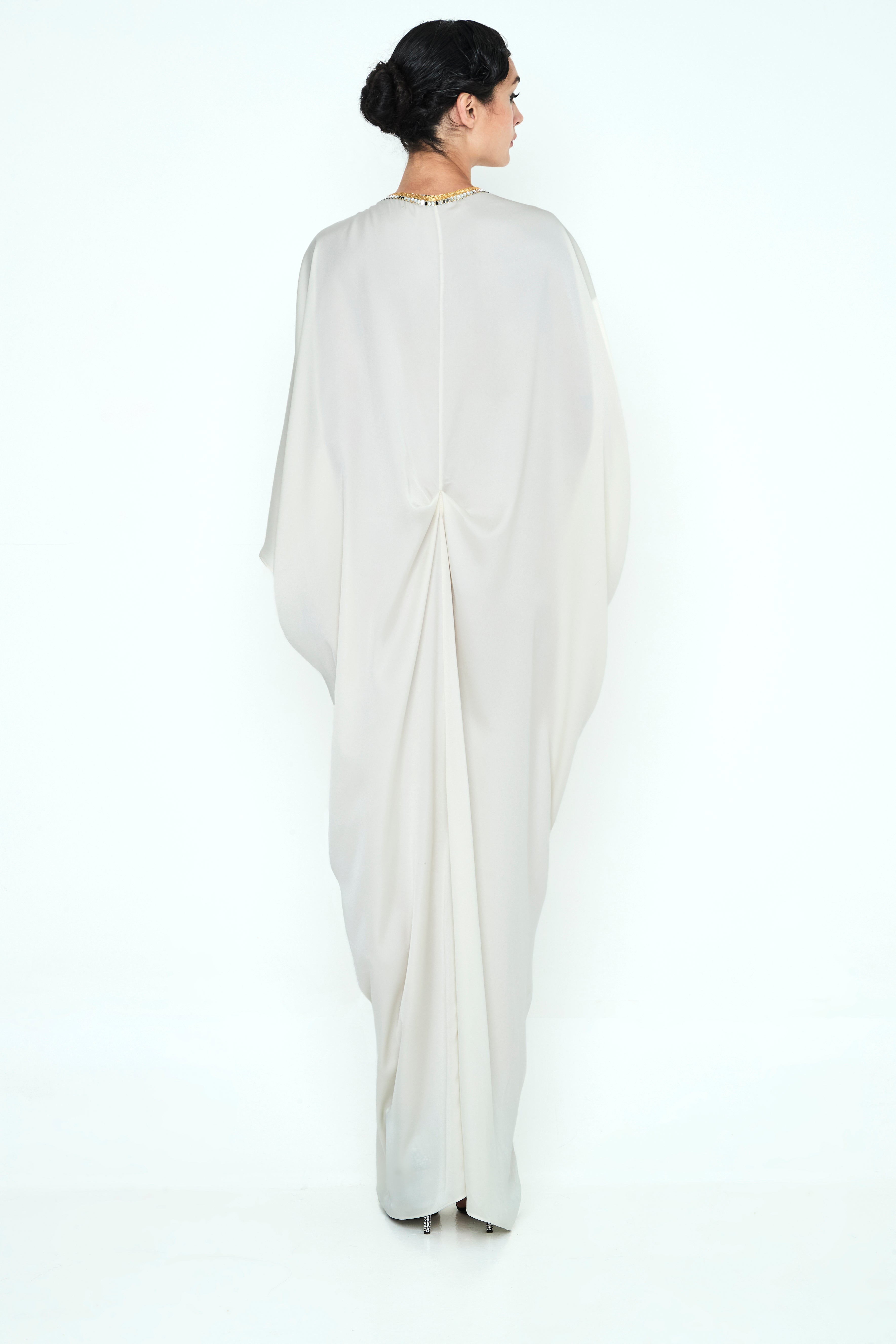 VESTIDO BLANCO DRAPEADO
