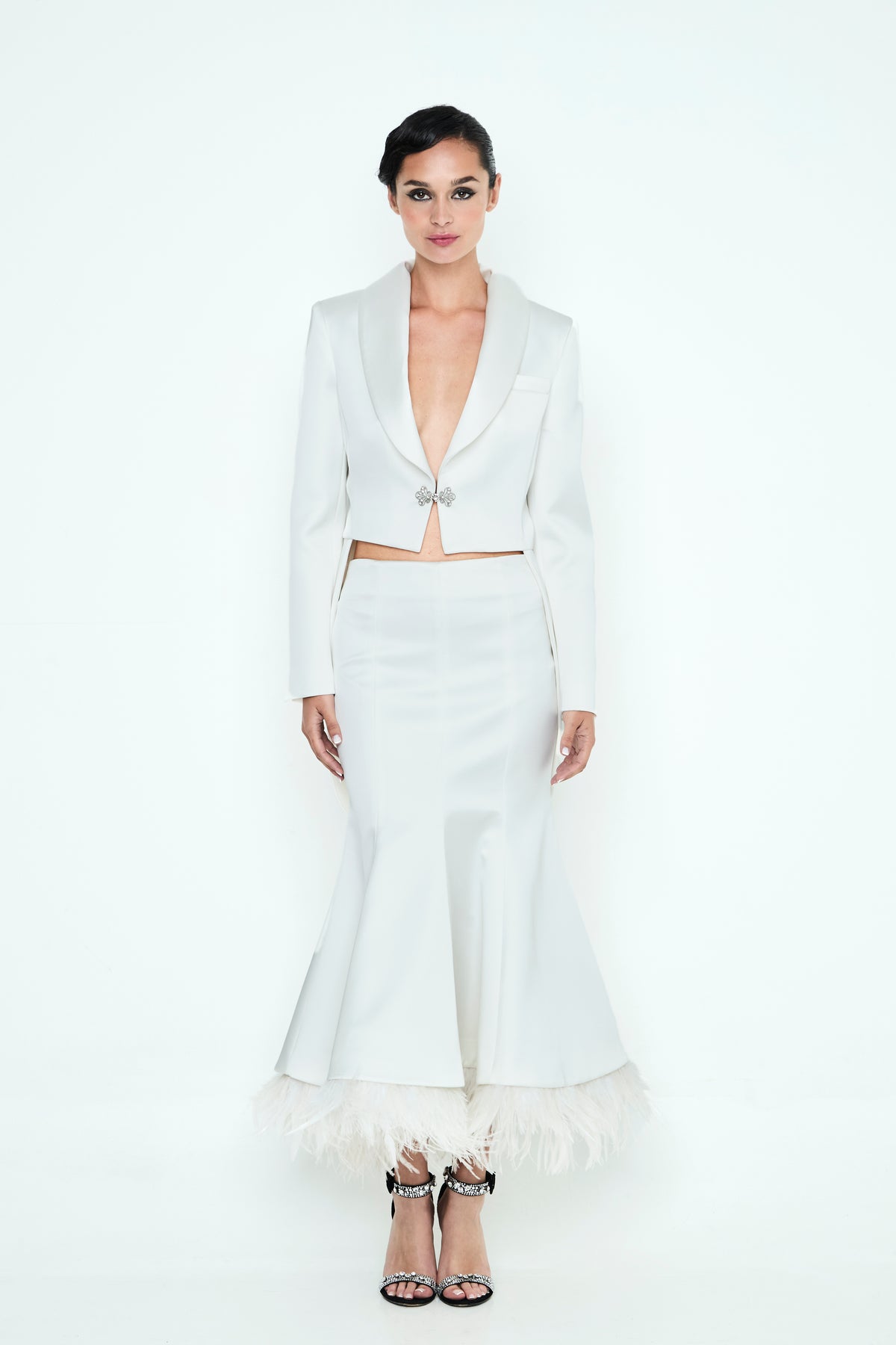 FALDA BLANCA PLUMAS