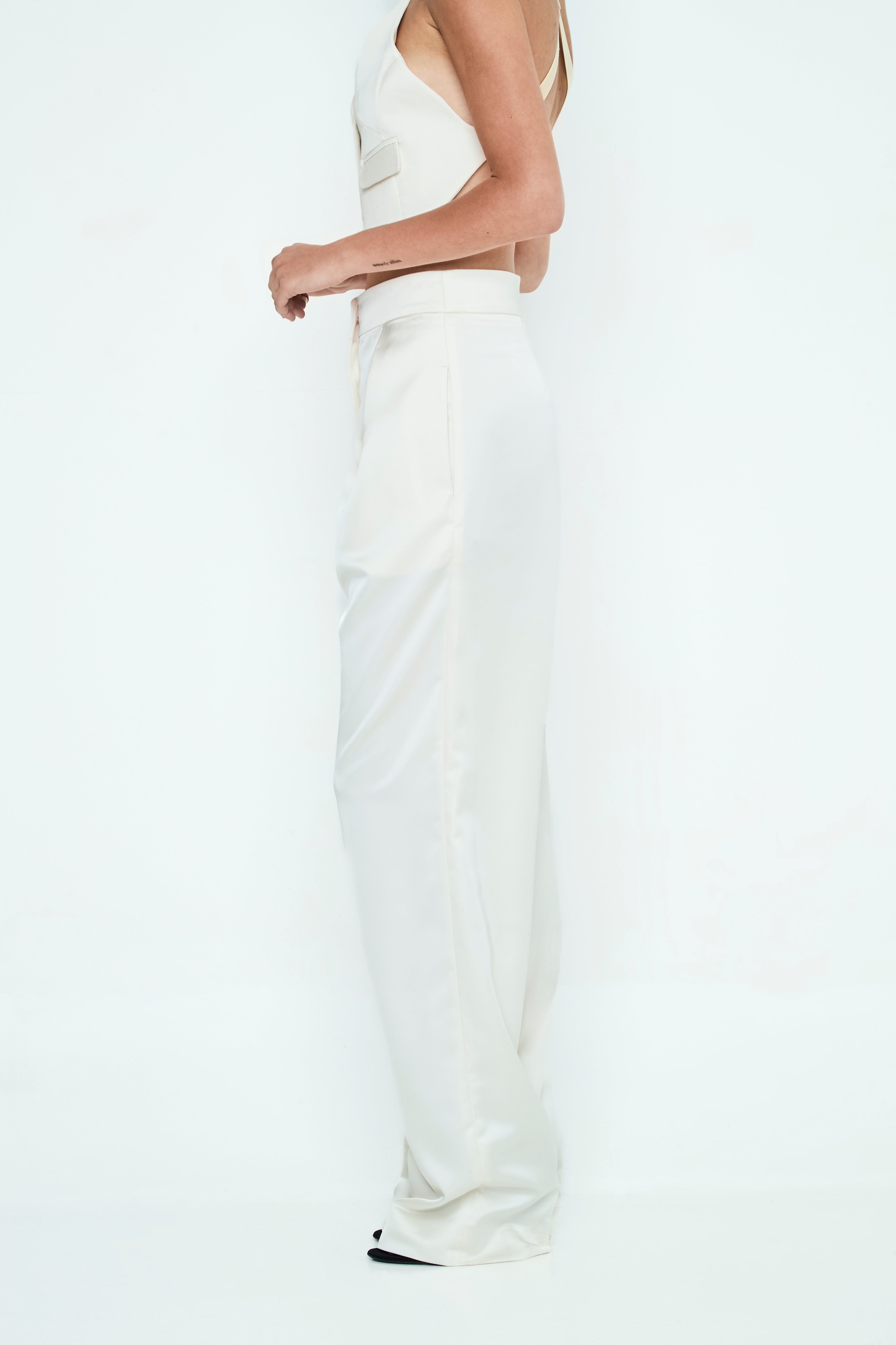 PANTALÓN BLANCO
