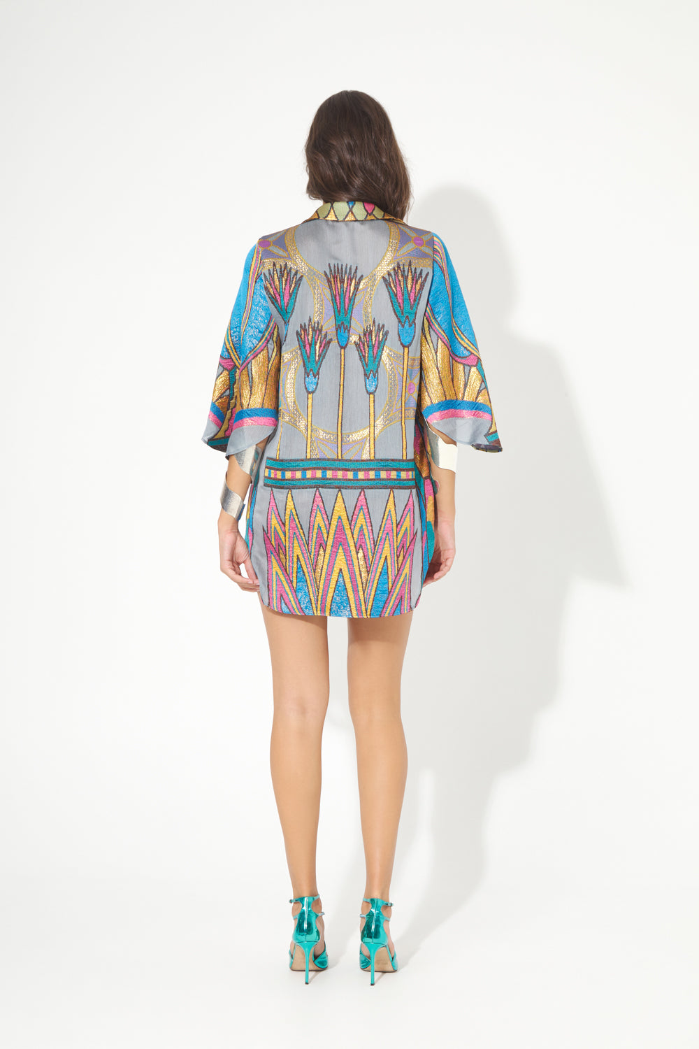 VESTIDO ESCOTE PICO