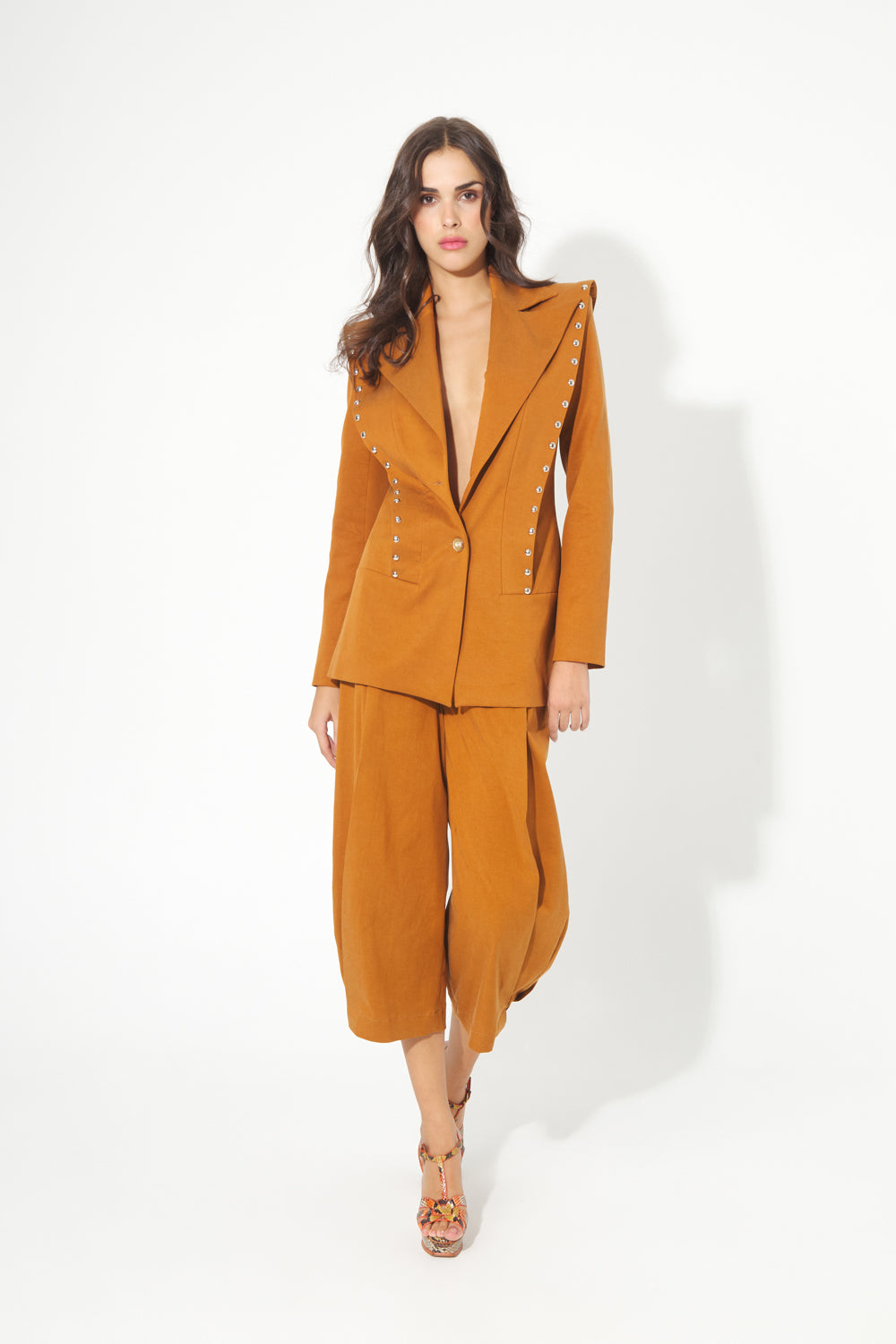 PANTALONES PLIEGUES