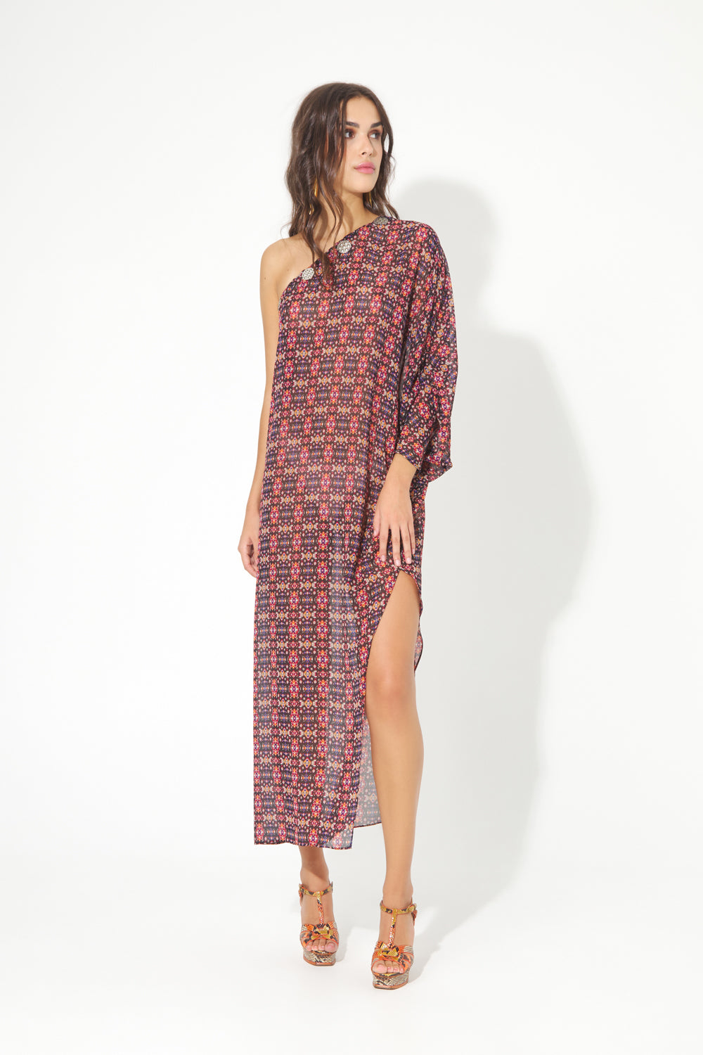 VESTIDO ASIMÉTRICO CHAPAS